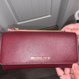 Micheal Kors Trifold Wallet with change purse